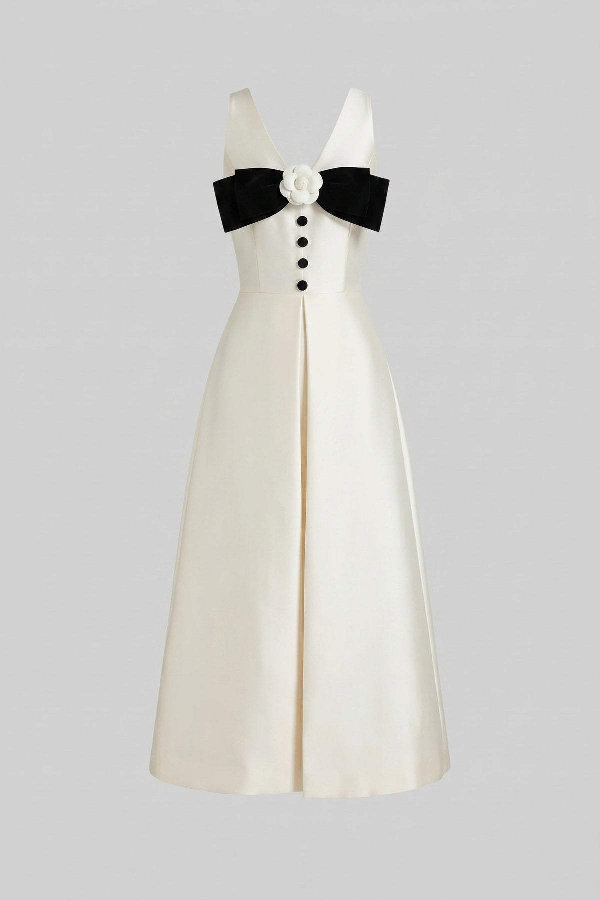 Halter Neck Button Front Maxi Dress with Black Bow and Pockets – White – view 2