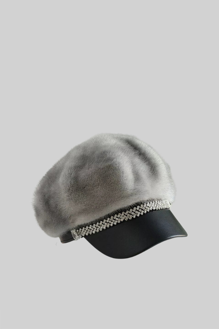 Hat with Leather-Finish Visor and Silver Chain – Grey – view 5