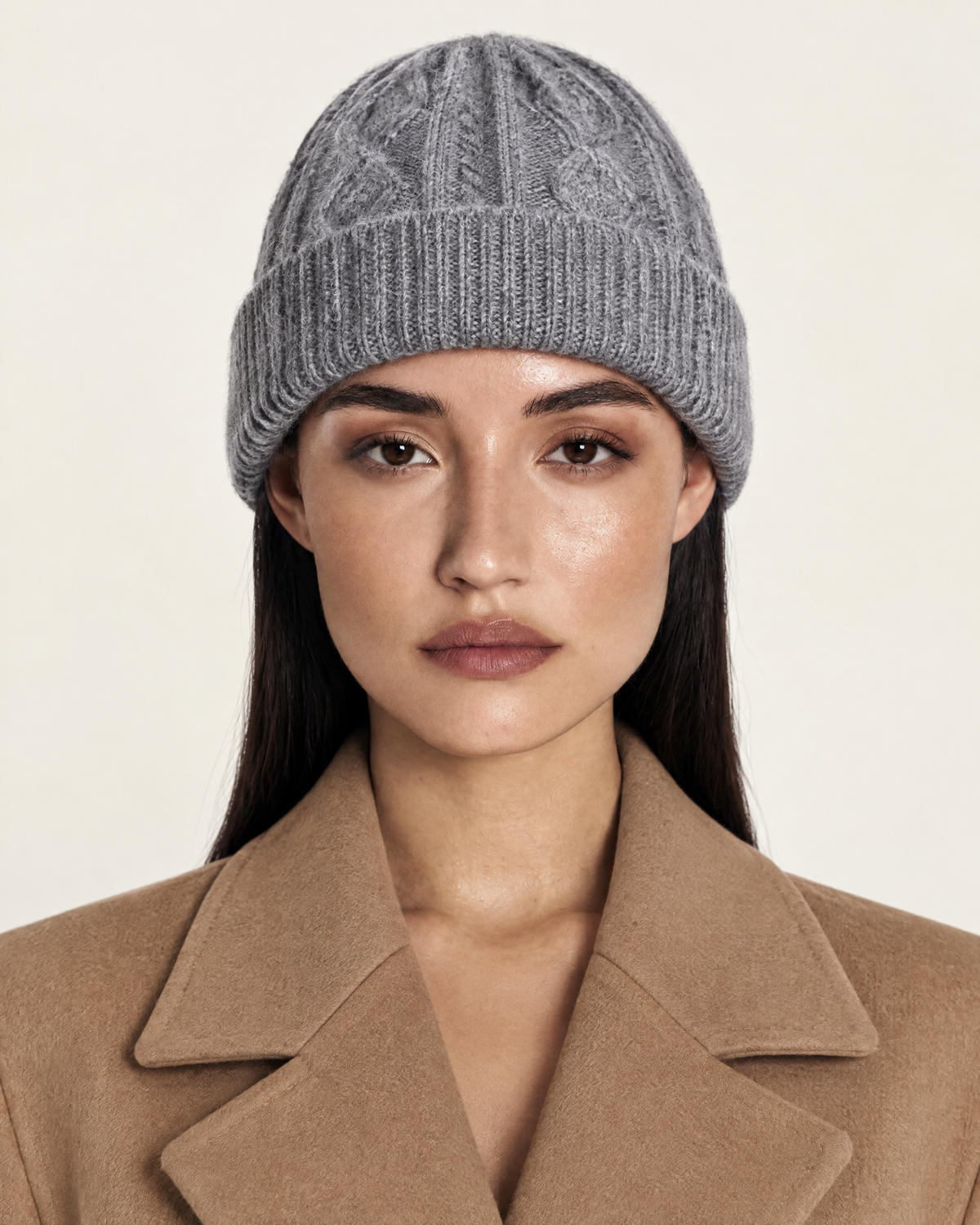 Thickened Heavyweight Chunky Knit Pure Cashmere Hat worn by model