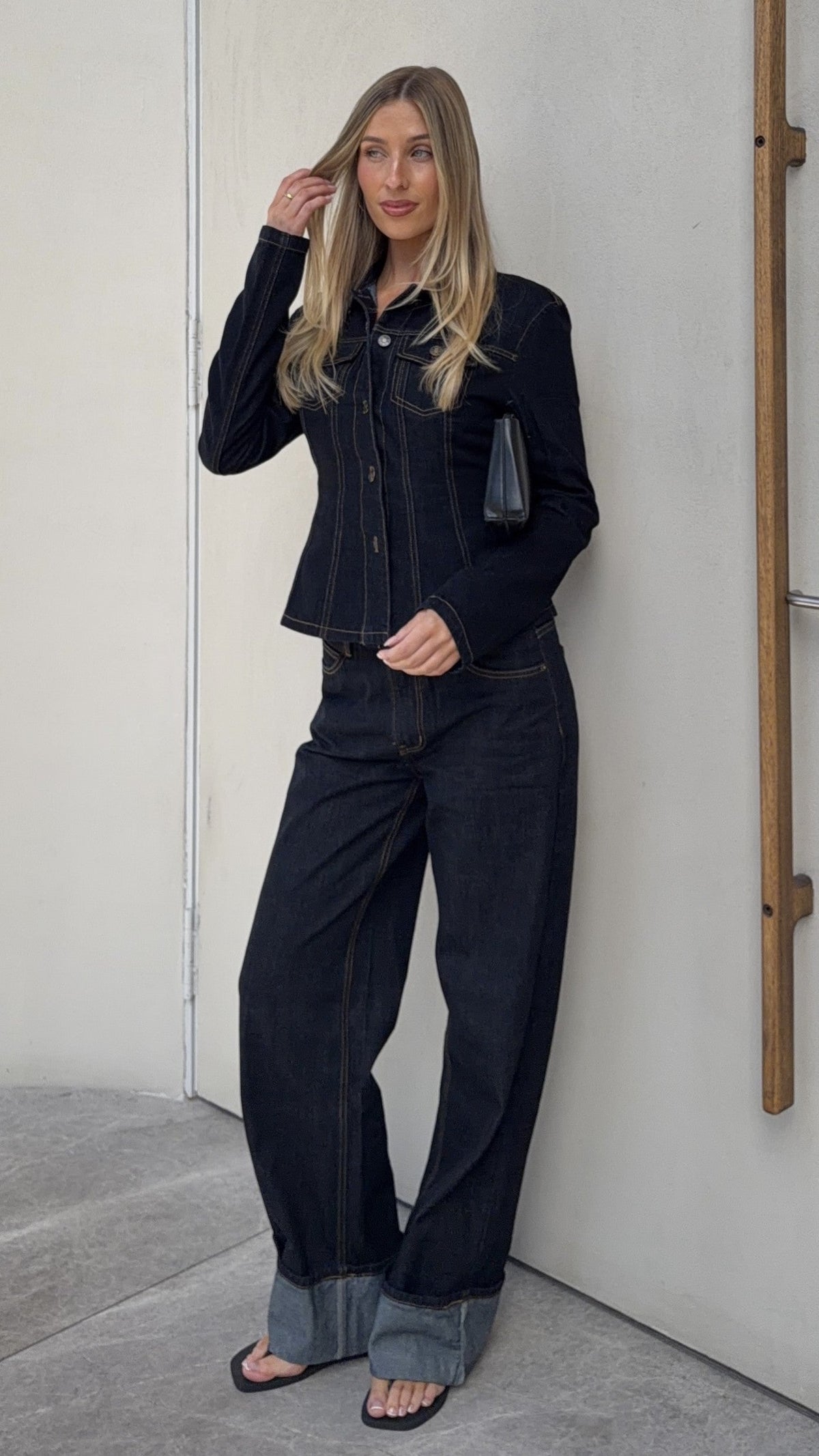 Top Model Low-Mid Rise Straight Leg Cuffed Jeans – Indigo – view 12