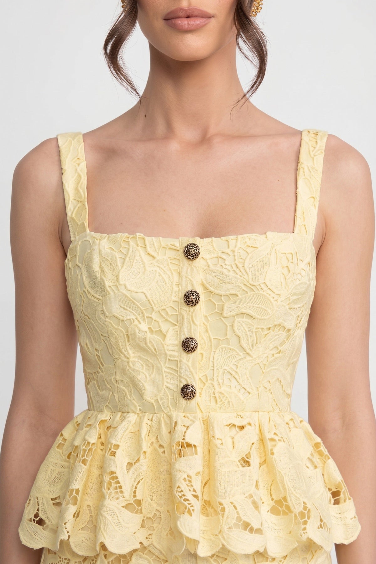Sleeveless Lace Peplum Midi Dress with Square Neck – Yellow – view 8
