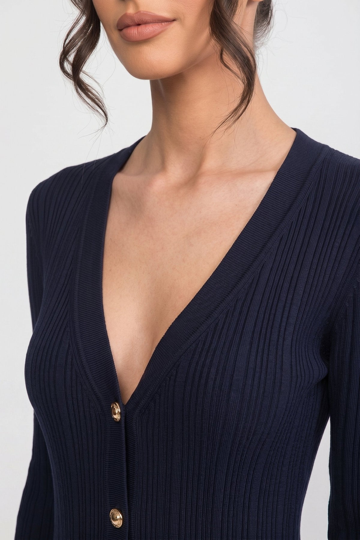 V-Neck Pleated Knit Maxi Dress with Contrast White Cuffs – Navy