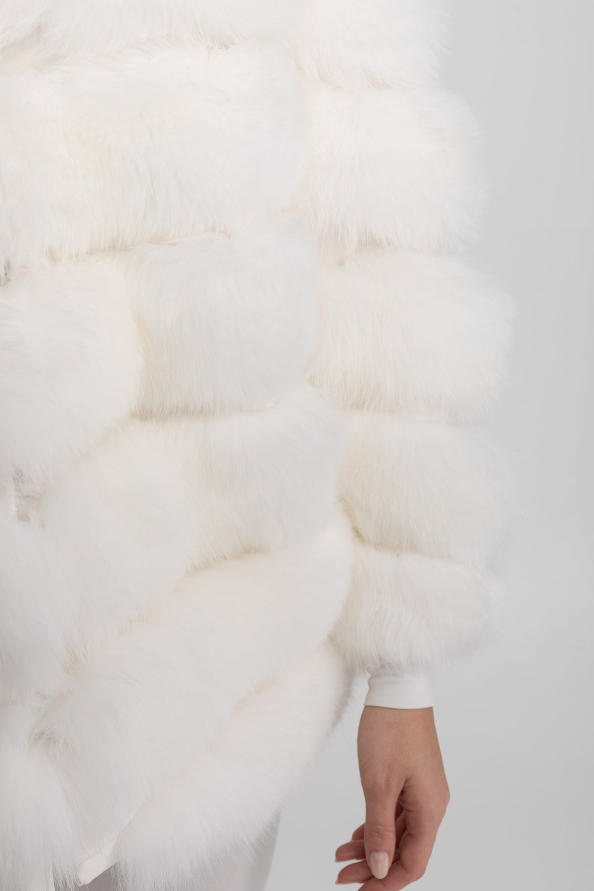 Tiered Cropped Jacket with Oversized Shawl Collar – White – view 8