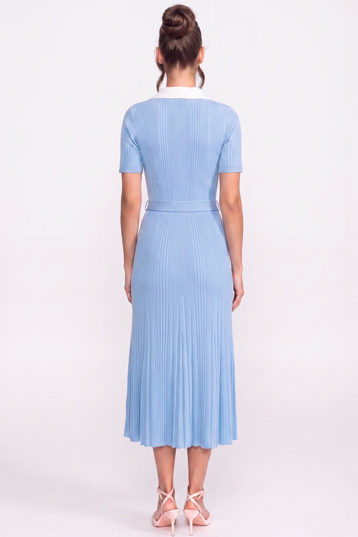 Ribbed Knit Midi Dress with White Shawl Collar and Pearl Belt – Light Blue – view 8
