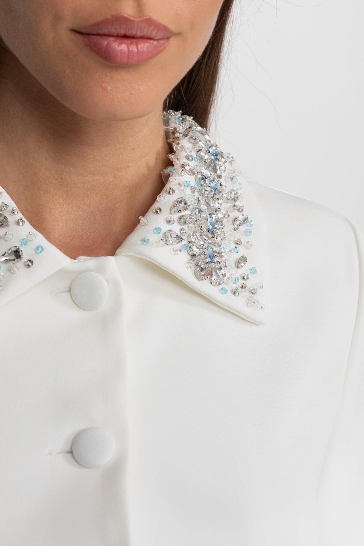 Cropped Tailored Jacket with Crystal and Bead Embellished Collar – White – view 4