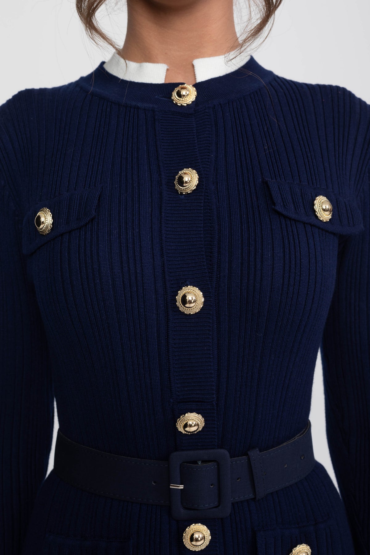 Fine Rib Knit Belted Midi Dress with Ivory Collar and Flared Cuffs – Navy – view 6