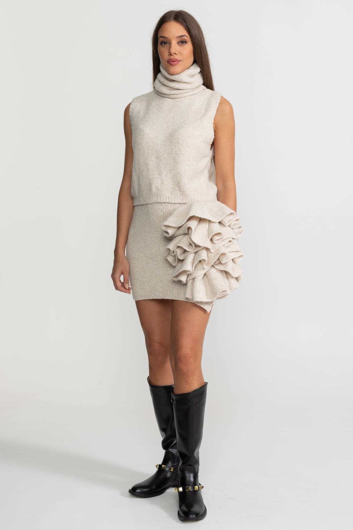 Wool and Cashmere Three-Piece Knit Set with Sculptural Ruffles – Beige – view 4