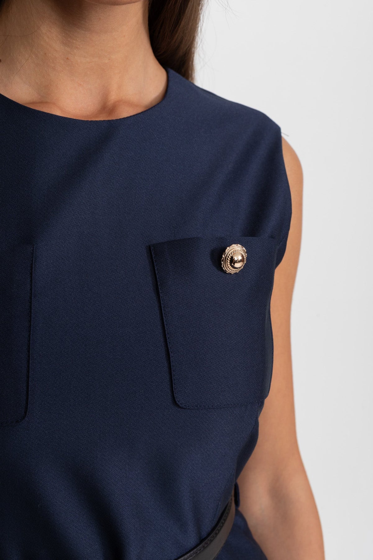 Sleeveless Belted Midi Dress with Pleated Chiffon Skirt – Navy – view 4