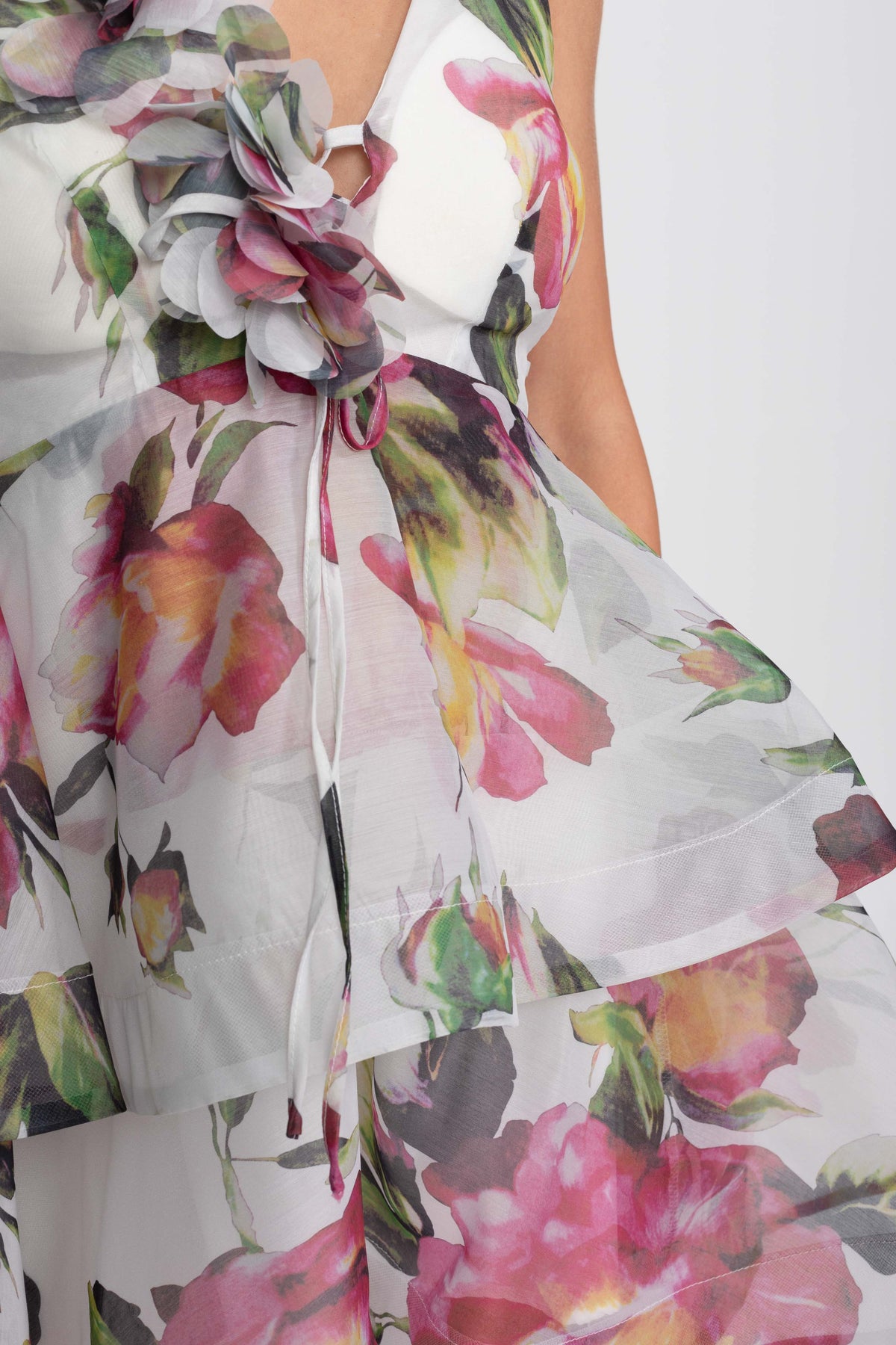 Floral Print Halter Neck Tiered Mini Dress with Rosette Strap – White – view 3