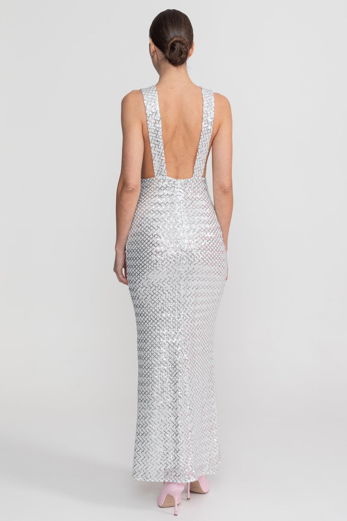 Sequin Plunge V-Neck Maxi Dress with Satin Bow Waist – Light Grey – view 8