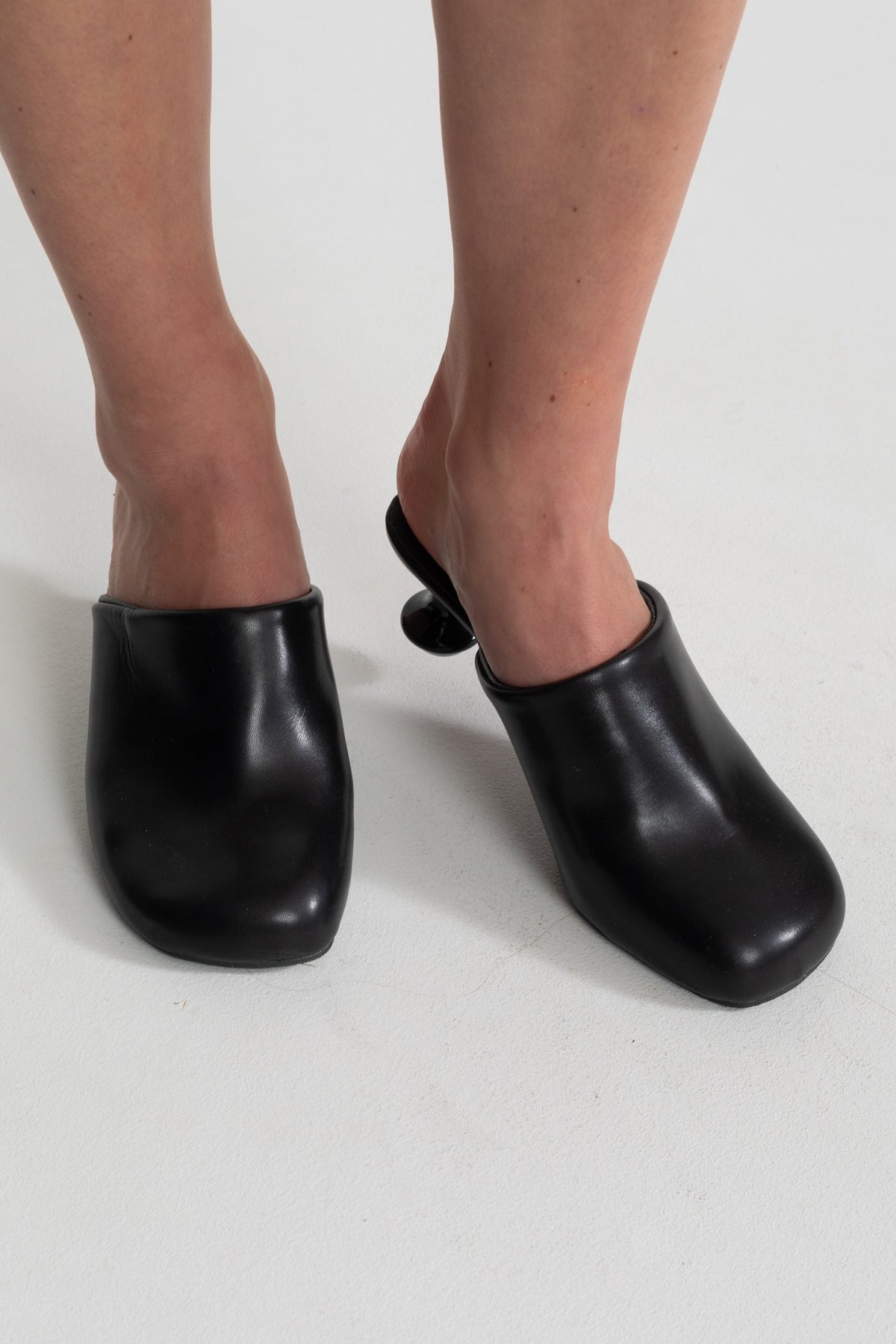 Sculptural Round Heel Mules with Rounded Square Toe – Black – view 2
