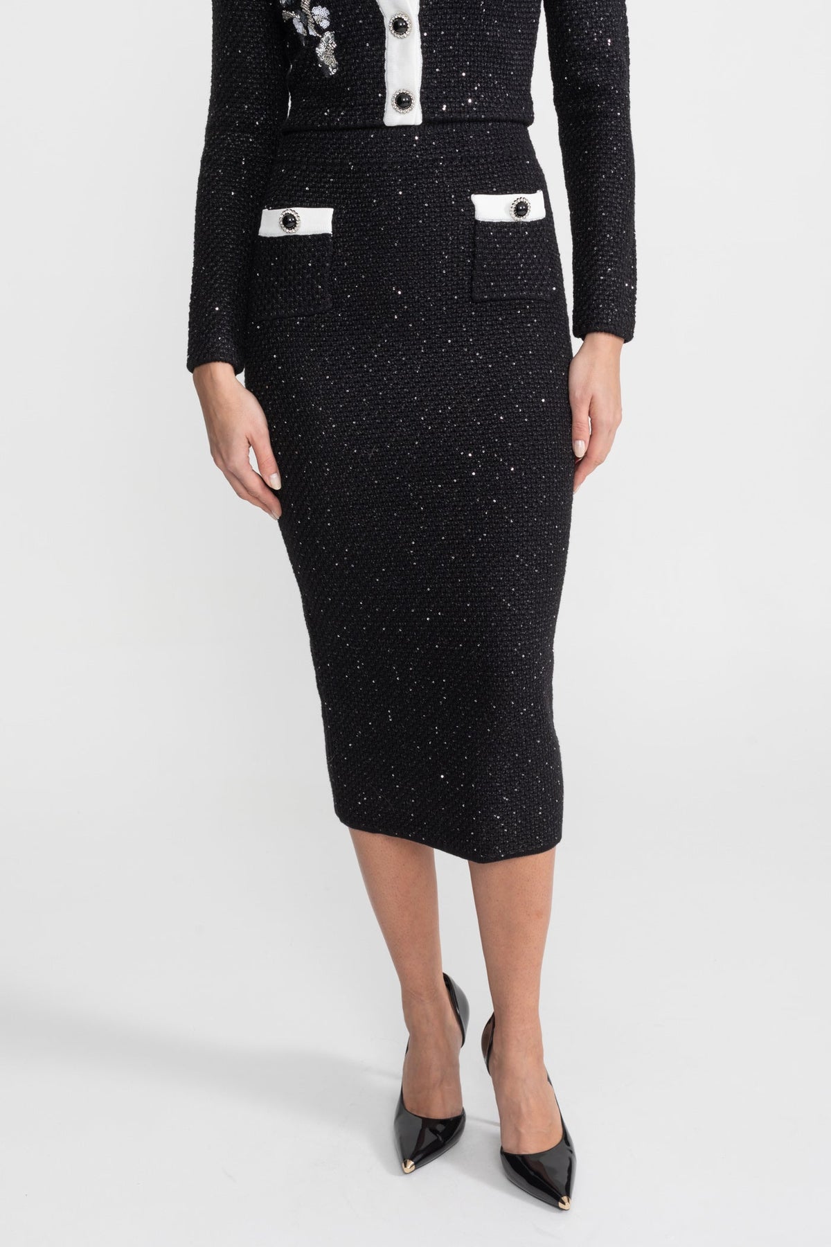 Floral Appliqué Tweed Knit Cropped Cardigan and Midi Skirt Set – Black