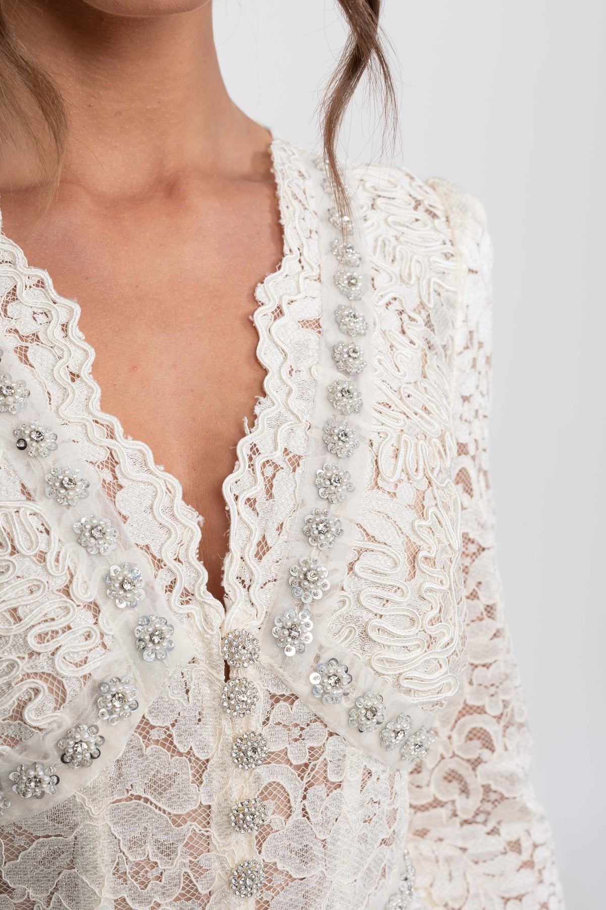 Lace Long Sleeve Dress with Crystal V-Neckline and Ruched Front – Ivory – view 7