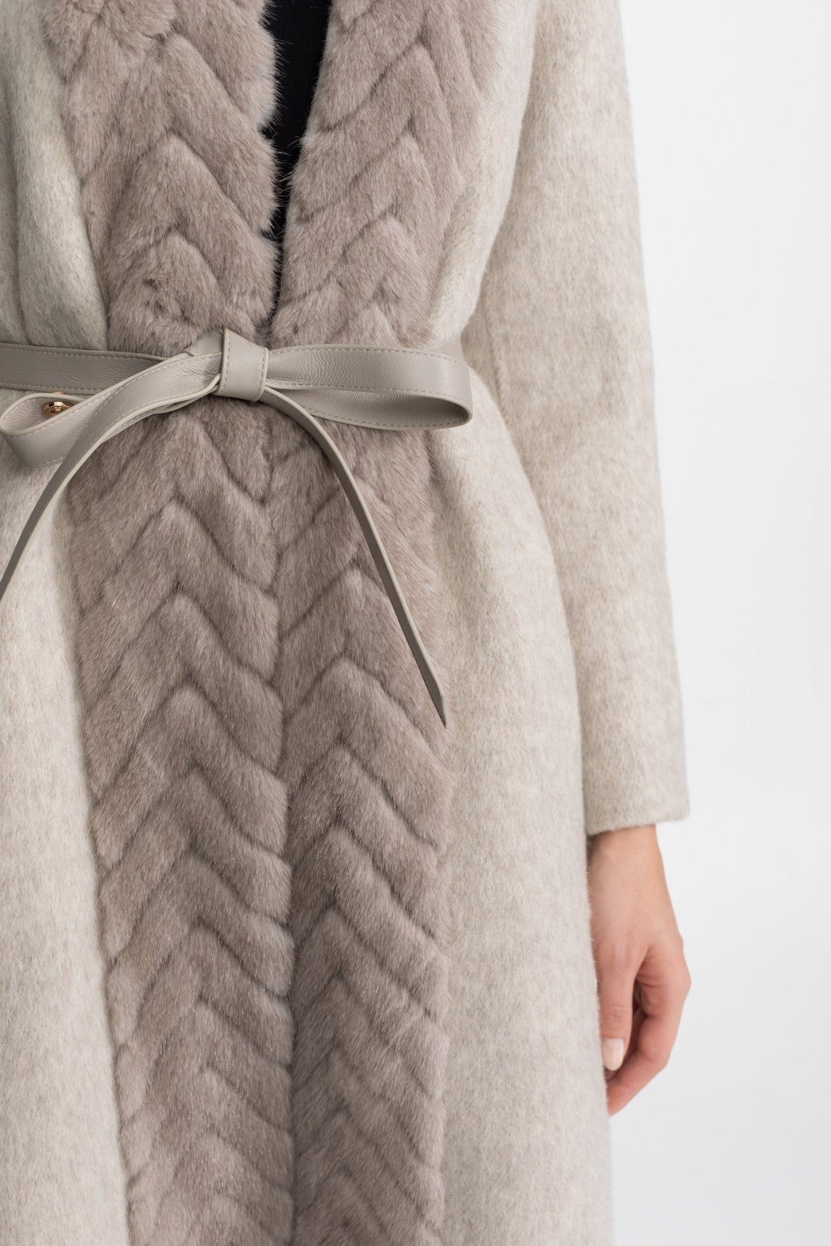 Wool and Alpaca Longline Coat with Textured Collar – Beige – view 4