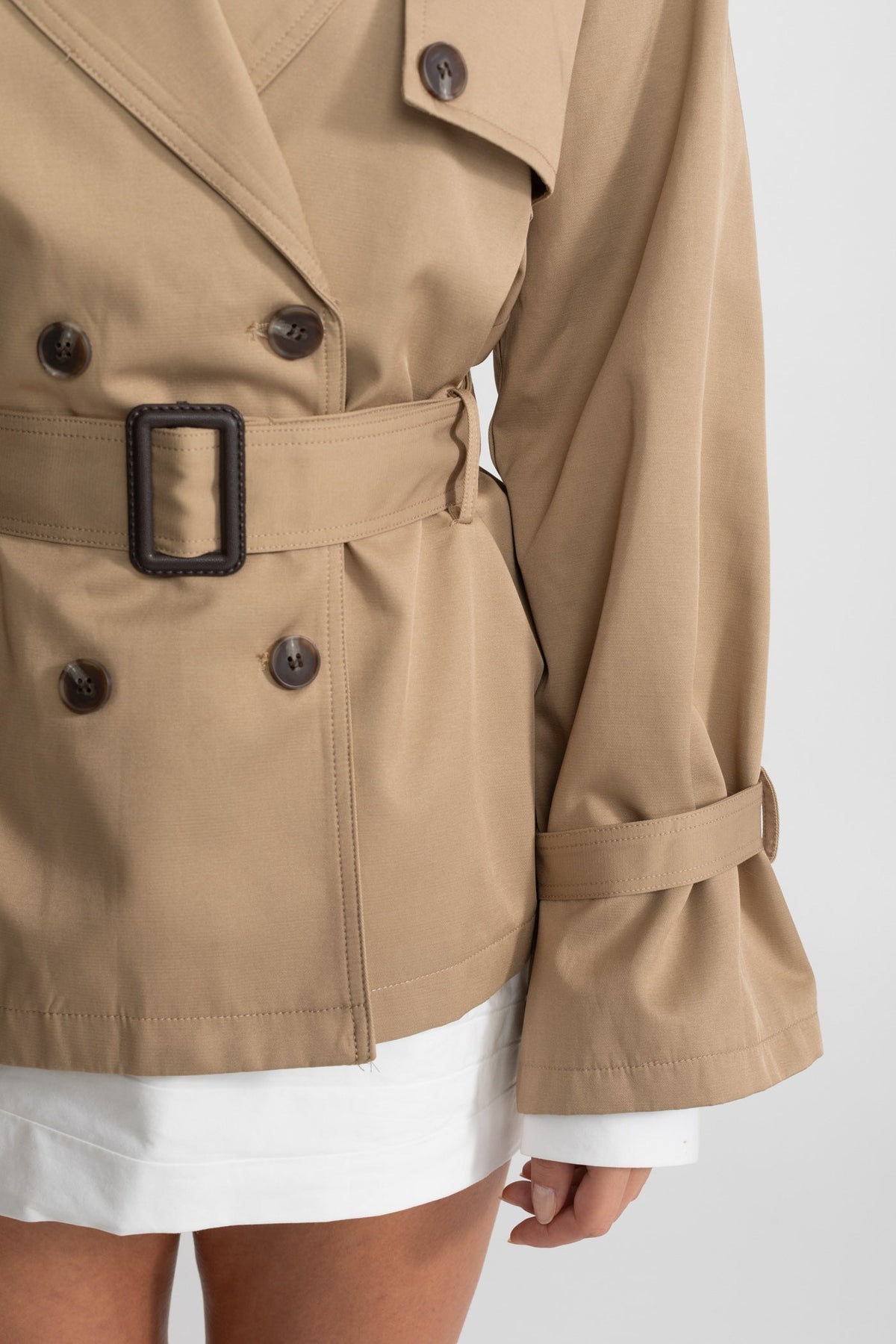 Cropped Double-Breasted Trench Jacket with Belted Waist – Camel – view 6