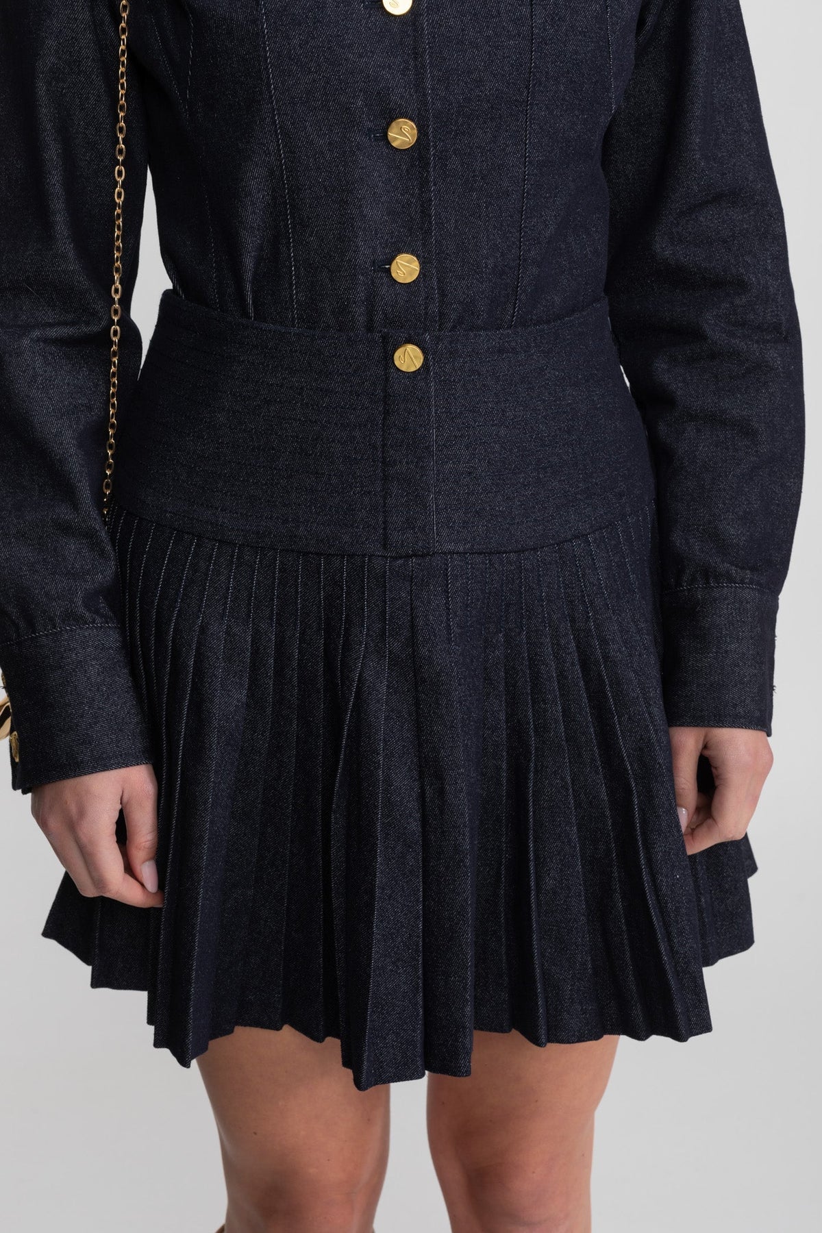 Structured Denim Shirt and Pleated Mini Skirt Set with Gold Buttons – Dark Blue – view 6