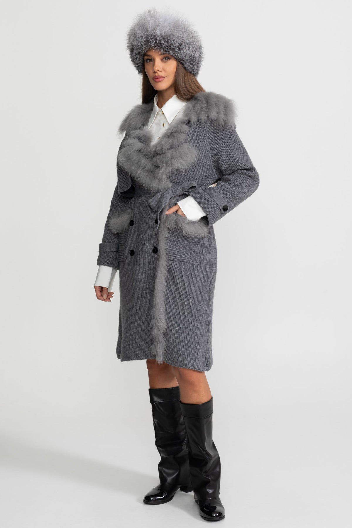 Double-Breasted Wool Knit Belted Overcoat with Collar Trim – Grey – view 5