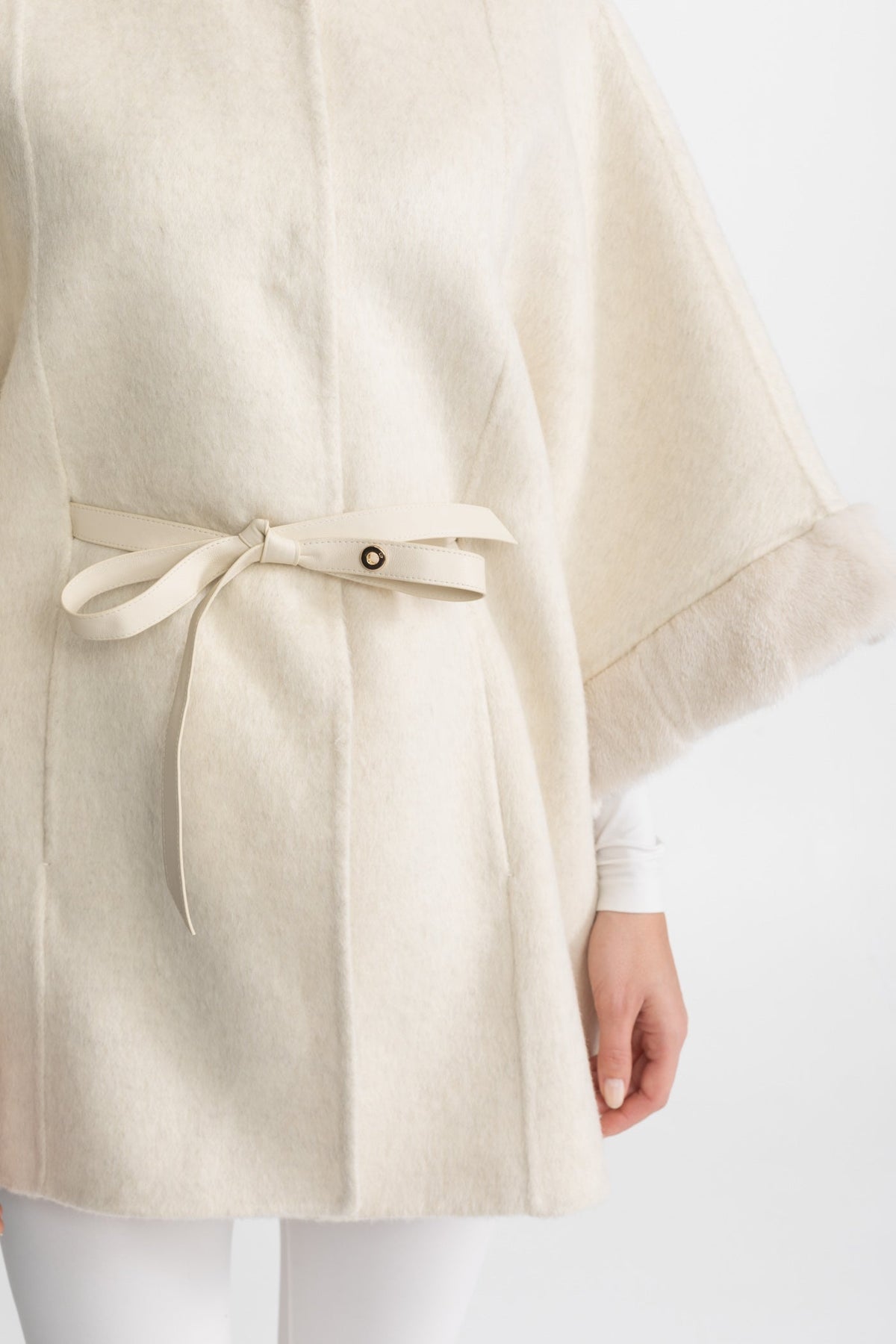 Wool Blend Cape Coat with Collar Trim and Tie Belt – Ivoire – view 5