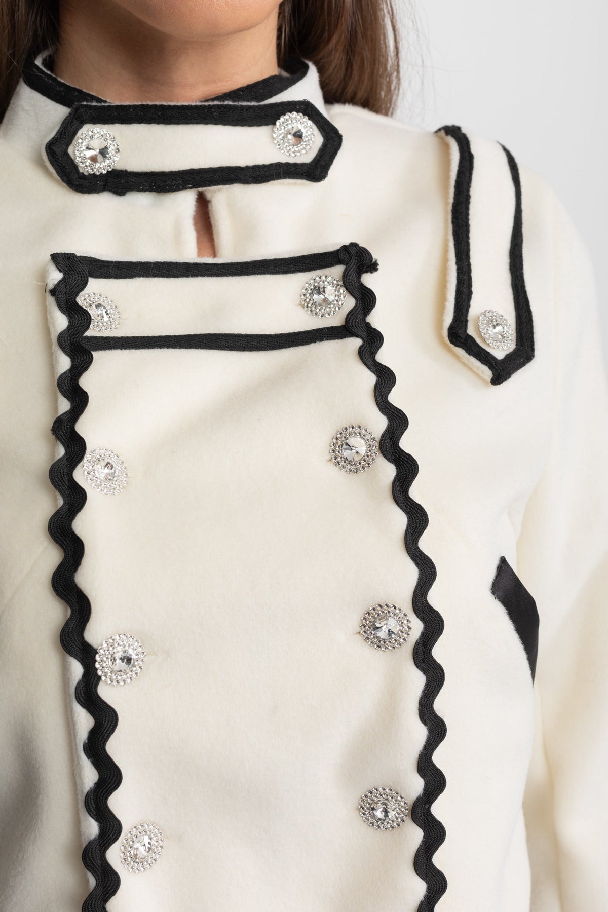 Contrast Trim Cropped Jacket and Mini Skirt Set with Crystal Buttons – Ivory – view 6