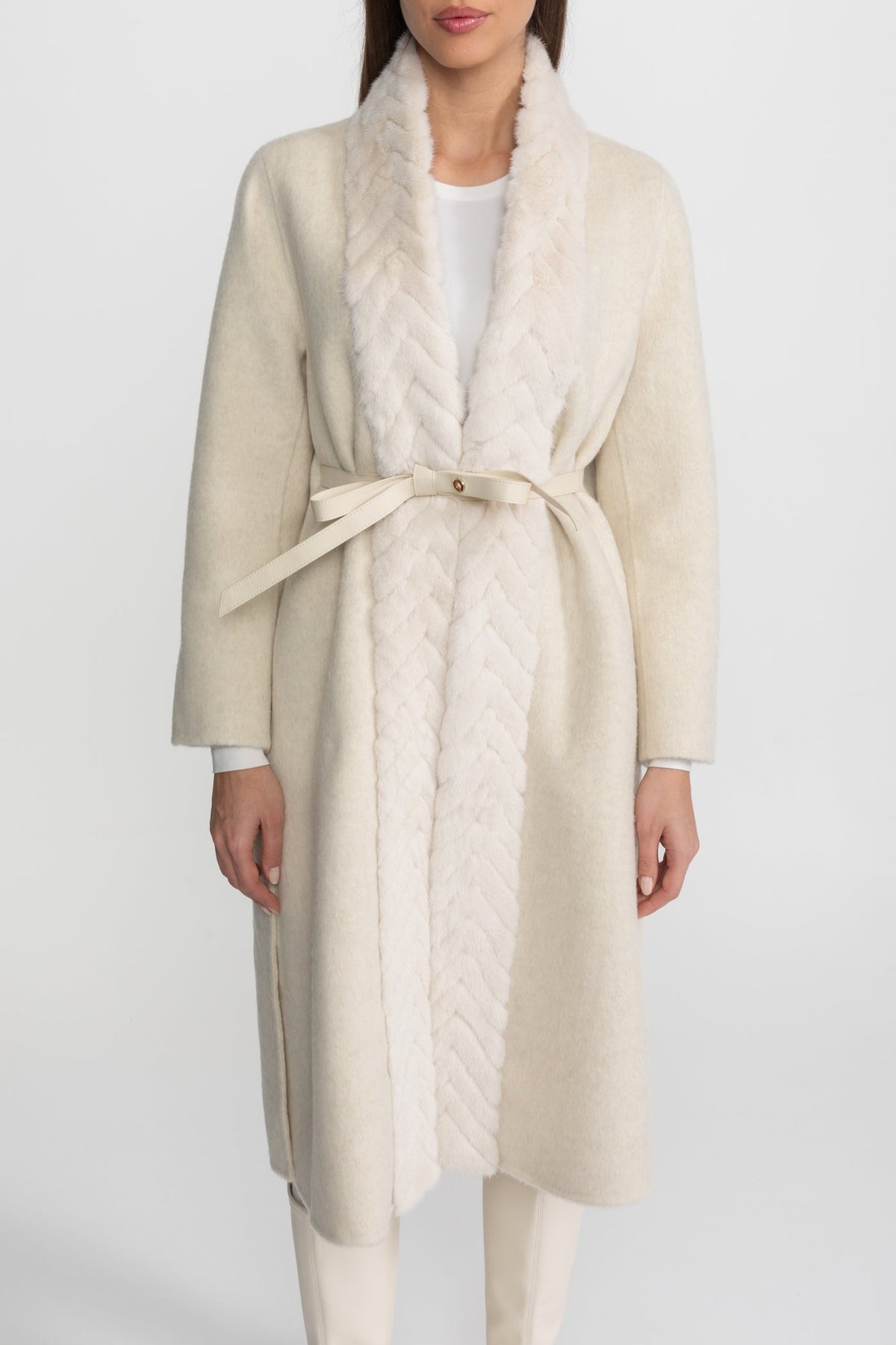 Wool and Alpaca Longline Coat with Textured Collar – Ivoire – view 3