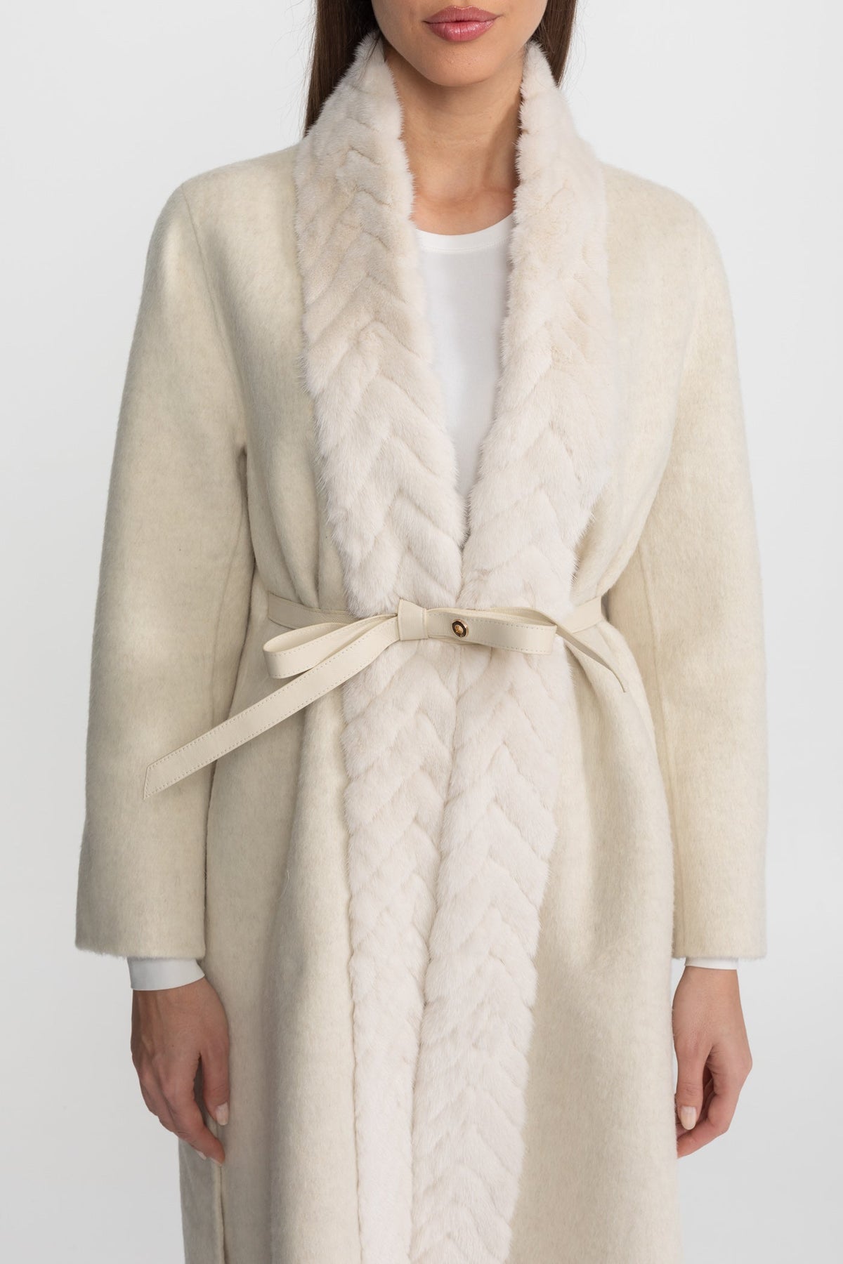 Wool and Alpaca Longline Coat with Textured Collar – Ivoire – view 4