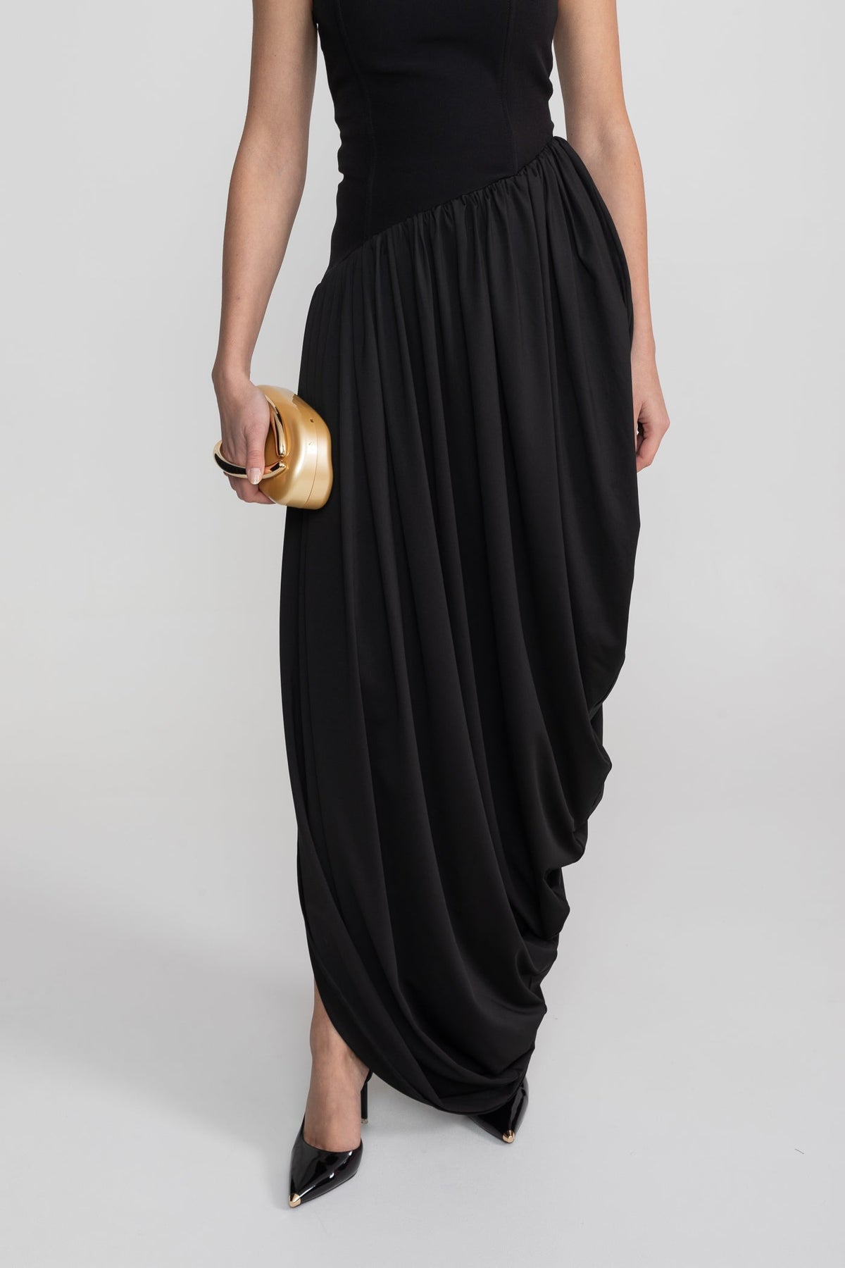 Strapless Crepe-Effect Maxi Dress with Asymmetric Draped Skirt – Black – view 5