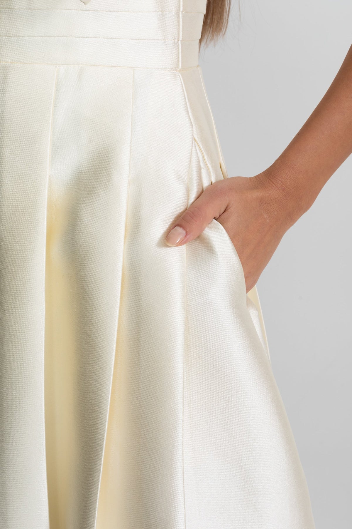 Off-Shoulder Structured Satin Midi Dress with Draped Bow Bodice – Ivory – view 3