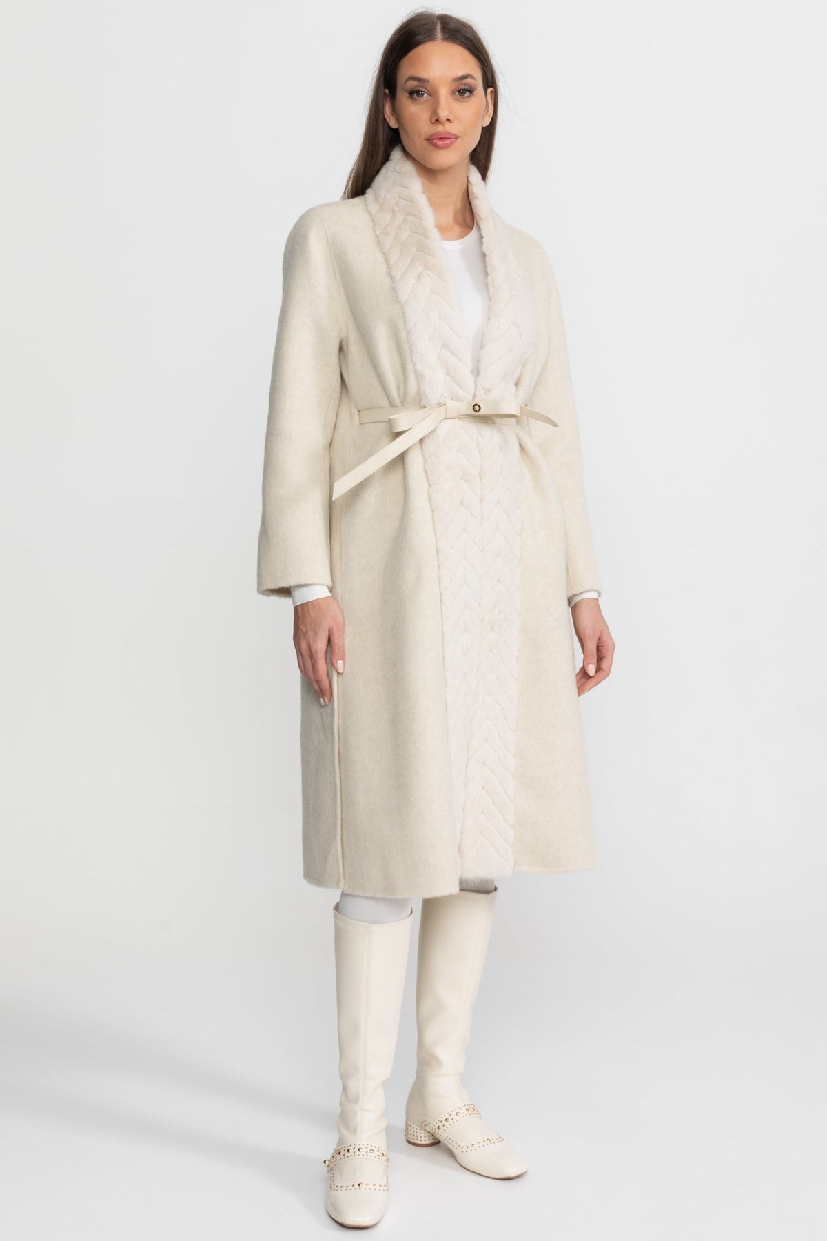Wool and Alpaca Longline Coat with Textured Collar – Ivoire – view 2