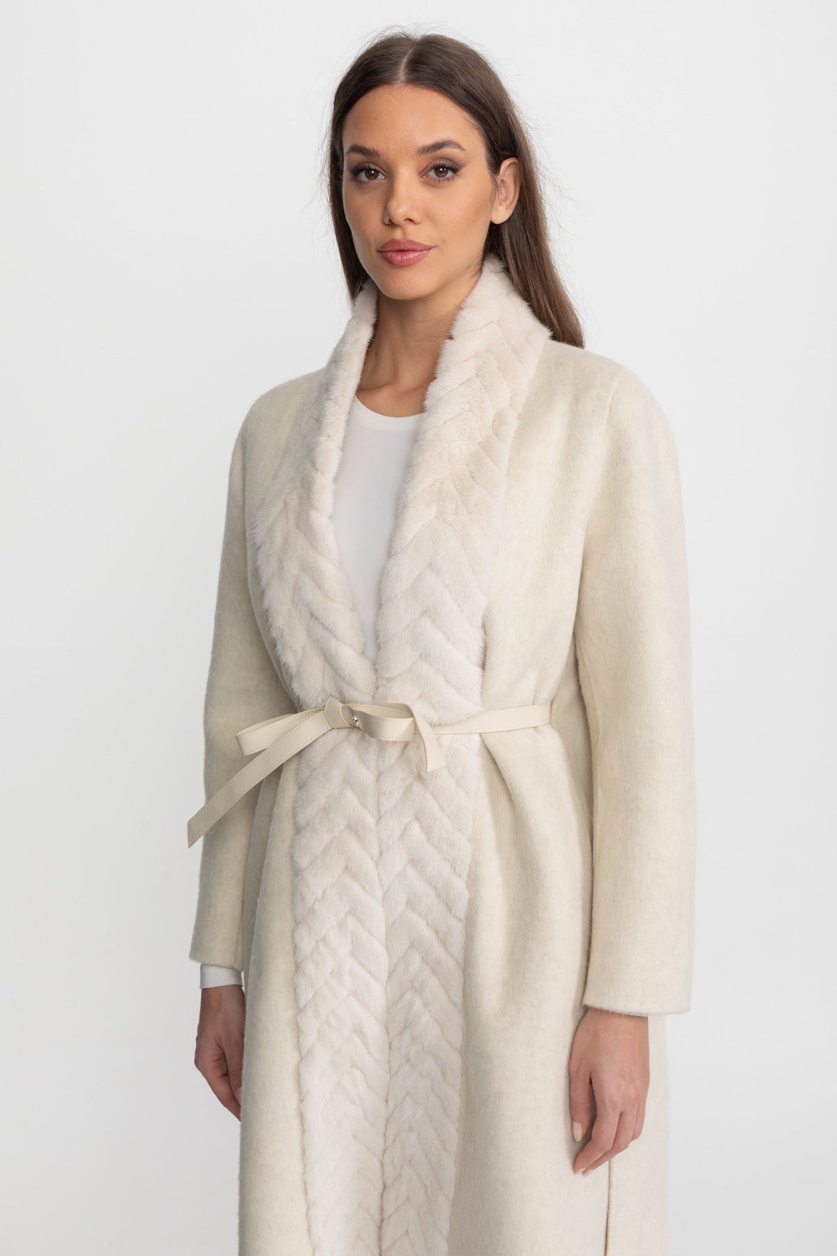 Wool and Alpaca Longline Coat with Textured Collar – Ivoire – view 5