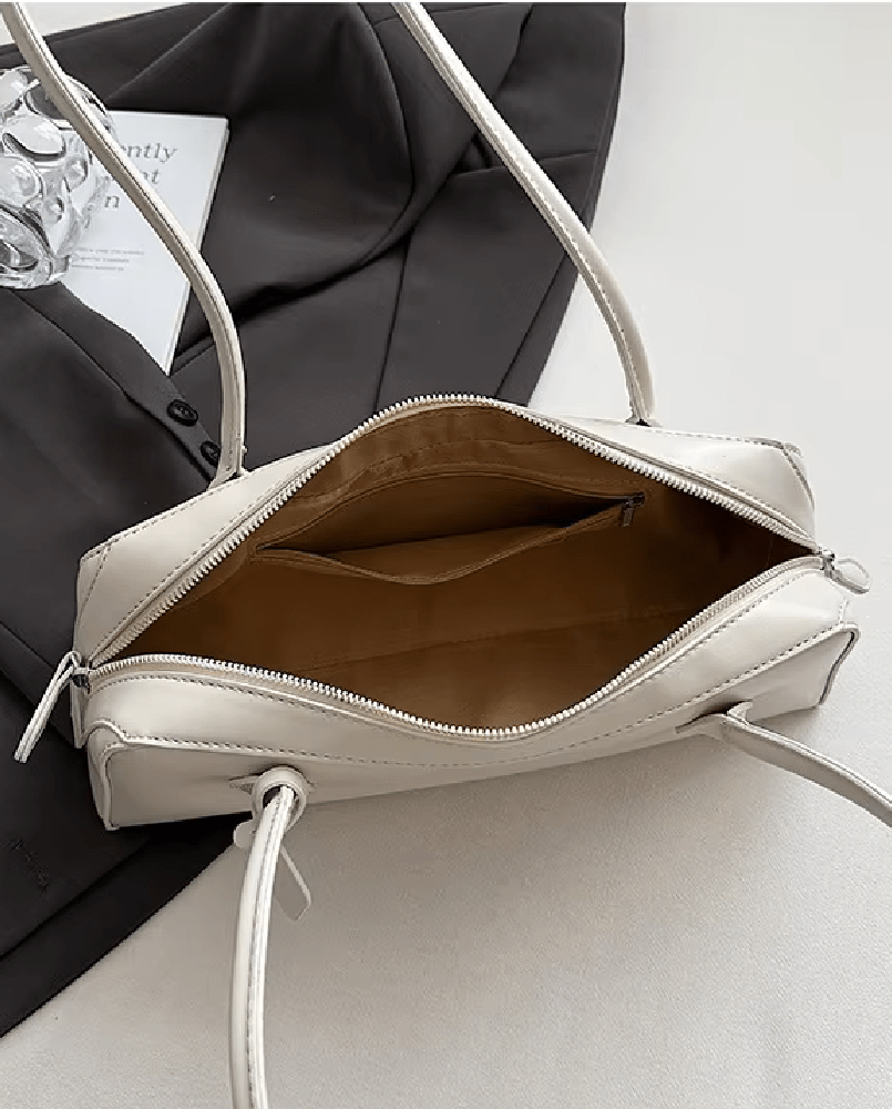 Ella Vintage-Inspired Vegan Leather Baguette Shoulder Bag – view 13