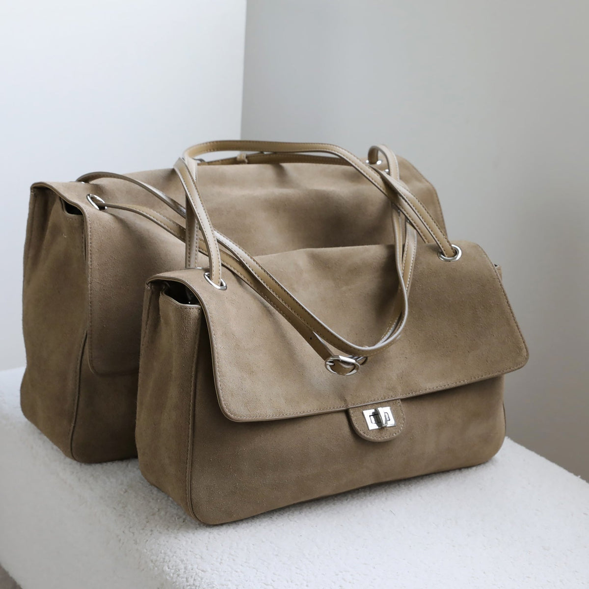 Esther Frosted Vegan Leather Retro Top Handle Tote Bag