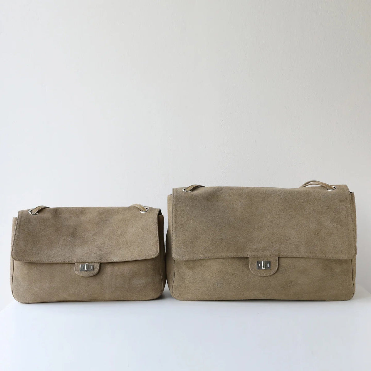 Esther Frosted Vegan Leather Retro Top Handle Tote Bag – view 11