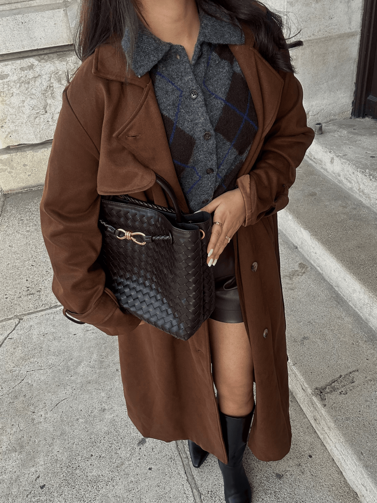 Lucia Woven Vegan Leather Structured Handbag in Two Sizes – view 4