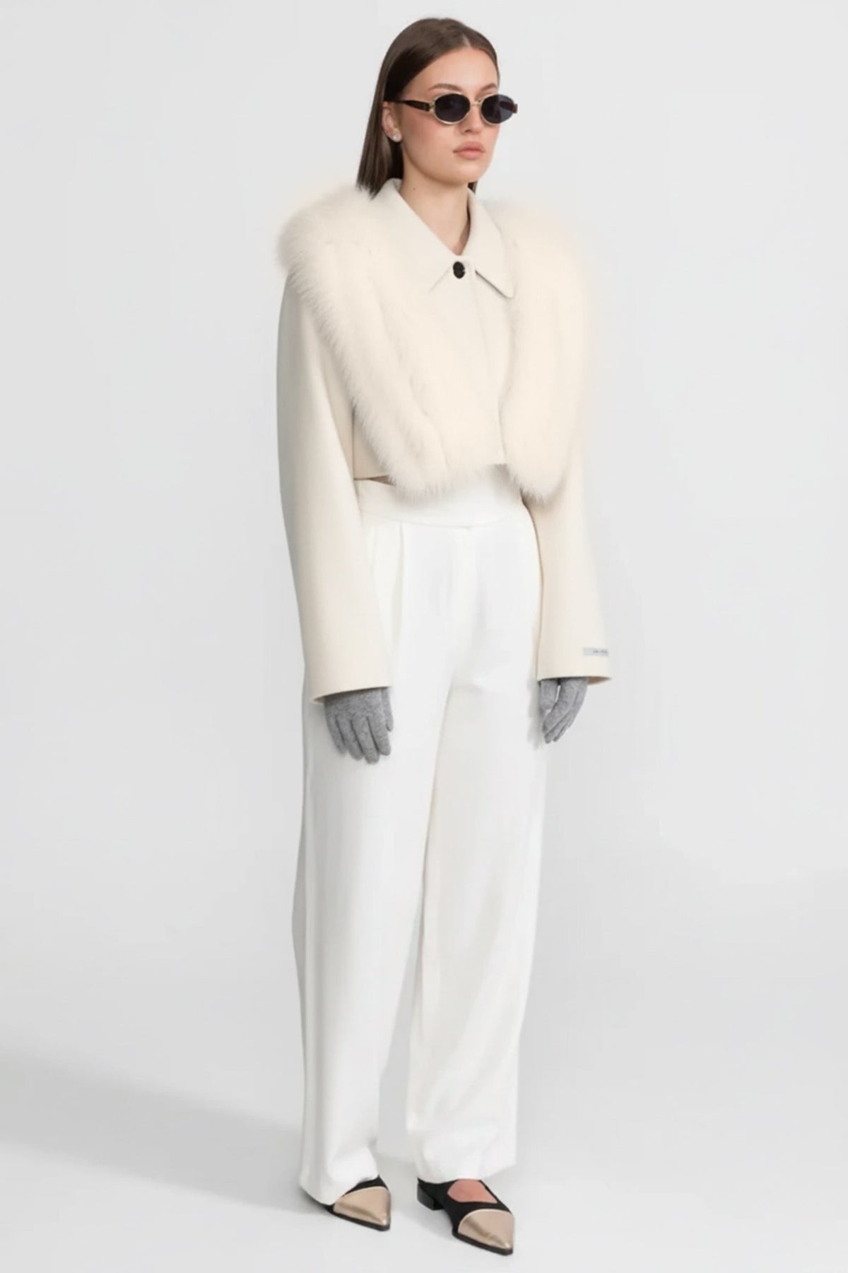 Wool and Cashmere Boxy Cropped Jacket – Ivoire – view 2