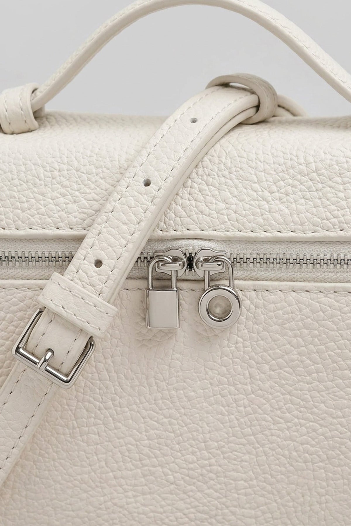 Structured Pebbled Leather Vanity Bag with Top Handle – White – view 3