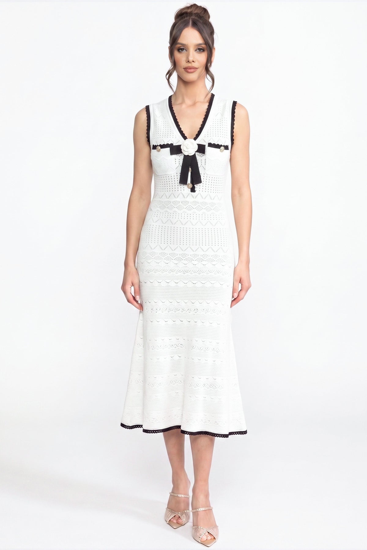 Sleeveless Crochet Knit Midi Dress with Black Trim and Bow – White – view 4